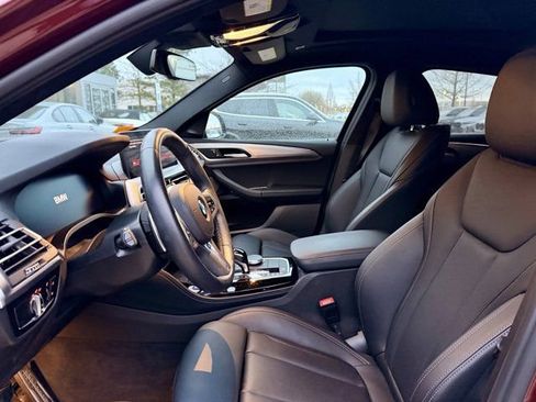 Used 2023 BMW X4 xDrive30i w/ M Sport Package image 2