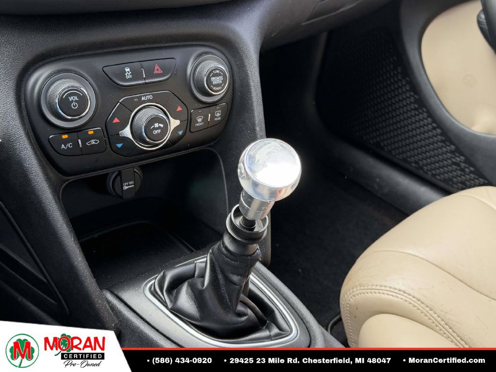 Used 2013 Dodge Dart Limited w/ Premium Group FWD image 22