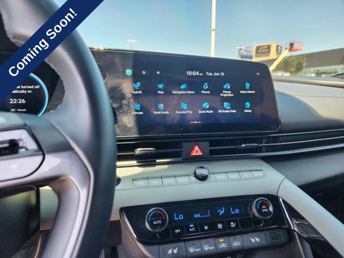 Used 2024 Hyundai Elantra Limited FWD image 23