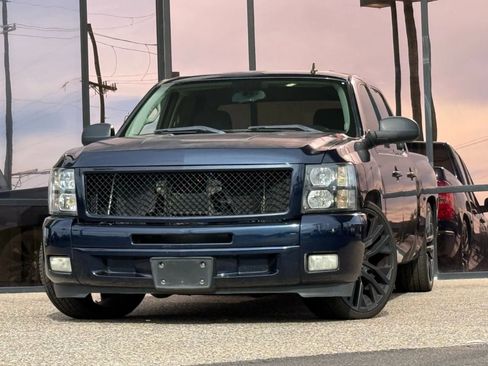 Used 2012 Chevrolet Silverado 1500 LT w/ Max Trailering Pack image 3