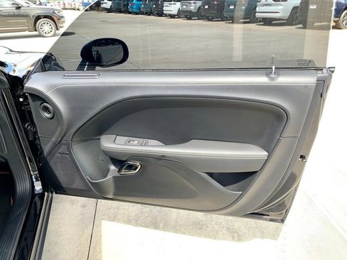 Used 2023 Dodge Challenger SRT Hellcat RWD image 19