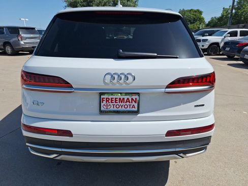 Used 2021 Audi Q7 2.0T Premium Plus w/ Premium Plus Package AWD/4WD image 5