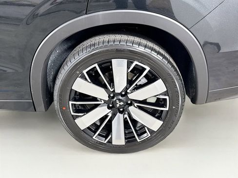 New 2025 Mitsubishi Outlander AWD image 33