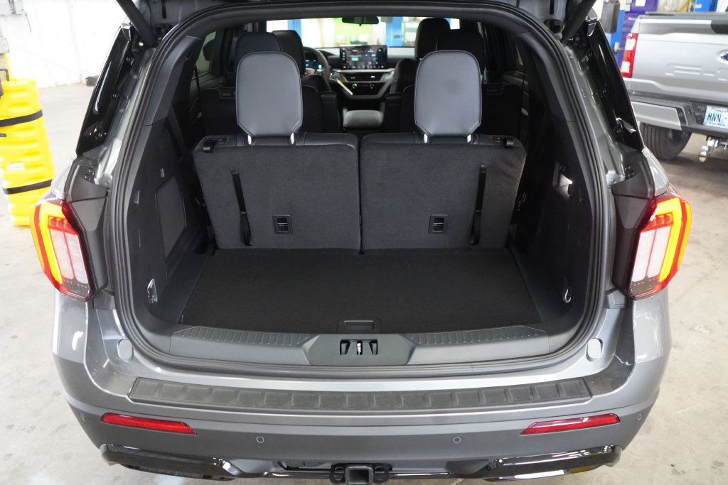 New 2027 Ford Explorer ST-Line AWD/4WD image 27