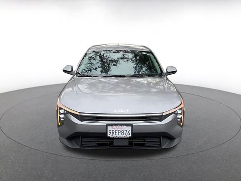 Used 2025 Kia K4 LXS image 4