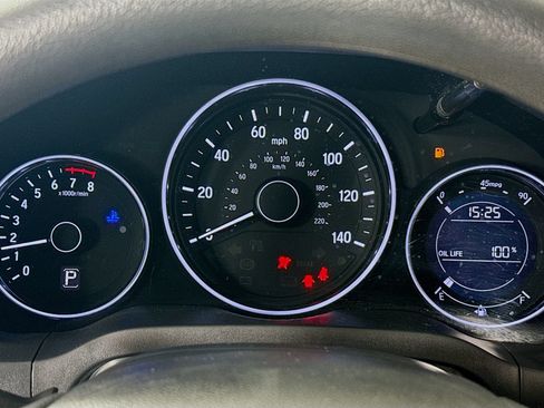 Used 2021 Honda HR-V LX image 14
