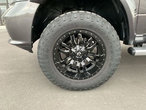 Used 2018 RAM 1500 Sport w/ Sport Premium Group image 11