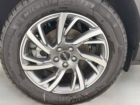 New 2026 Lincoln Corsair Premiere image 33