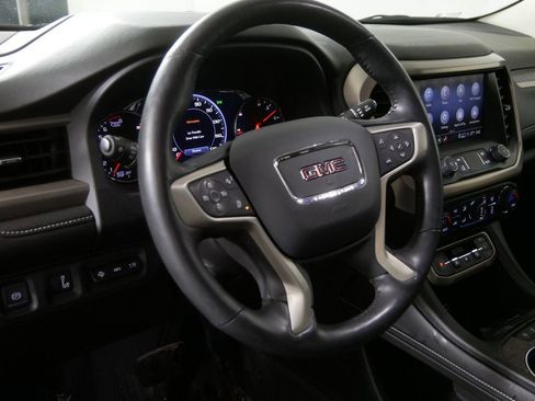 Used 2022 GMC Acadia Denali w/ Denali Ultimate Package image 12