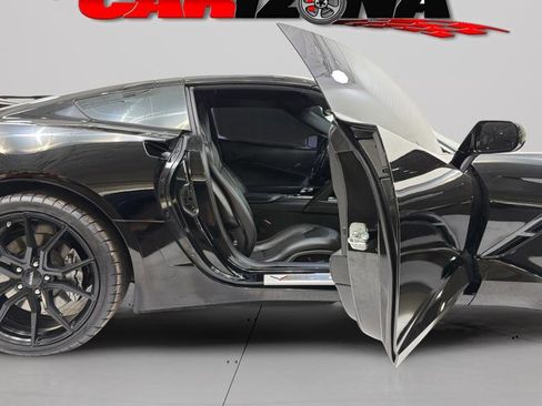 Used 2015 Chevrolet Corvette Stingray Coupe image 14