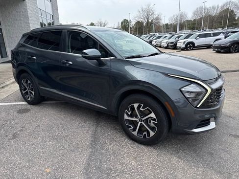 Used 2023 Kia Sportage EX image 5