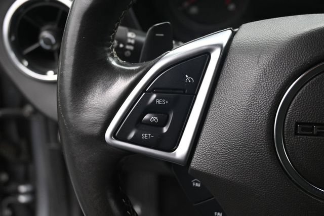 Used 2020 Chevrolet Camaro LT RWD image 15