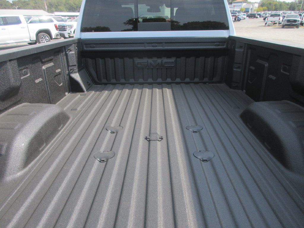 New 2026 GMC Sierra 3500 SLT w/ SLT Premium Package AWD/4WD image 6