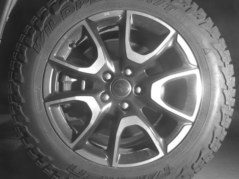 Used 2025 Jeep Compass Trailhawk AWD/4WD image 12