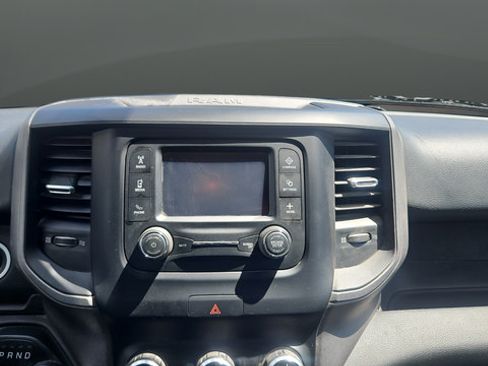 Used 2019 RAM 1500 Tradesman w/ Level 1 Equipment Group AWD/4WD image 13