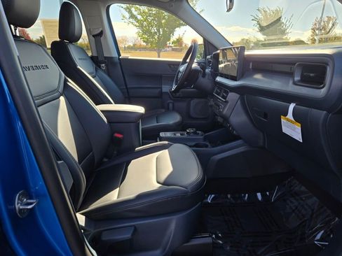 New 2025 Ford Maverick Lariat w/ Black Appearance Package image 5
