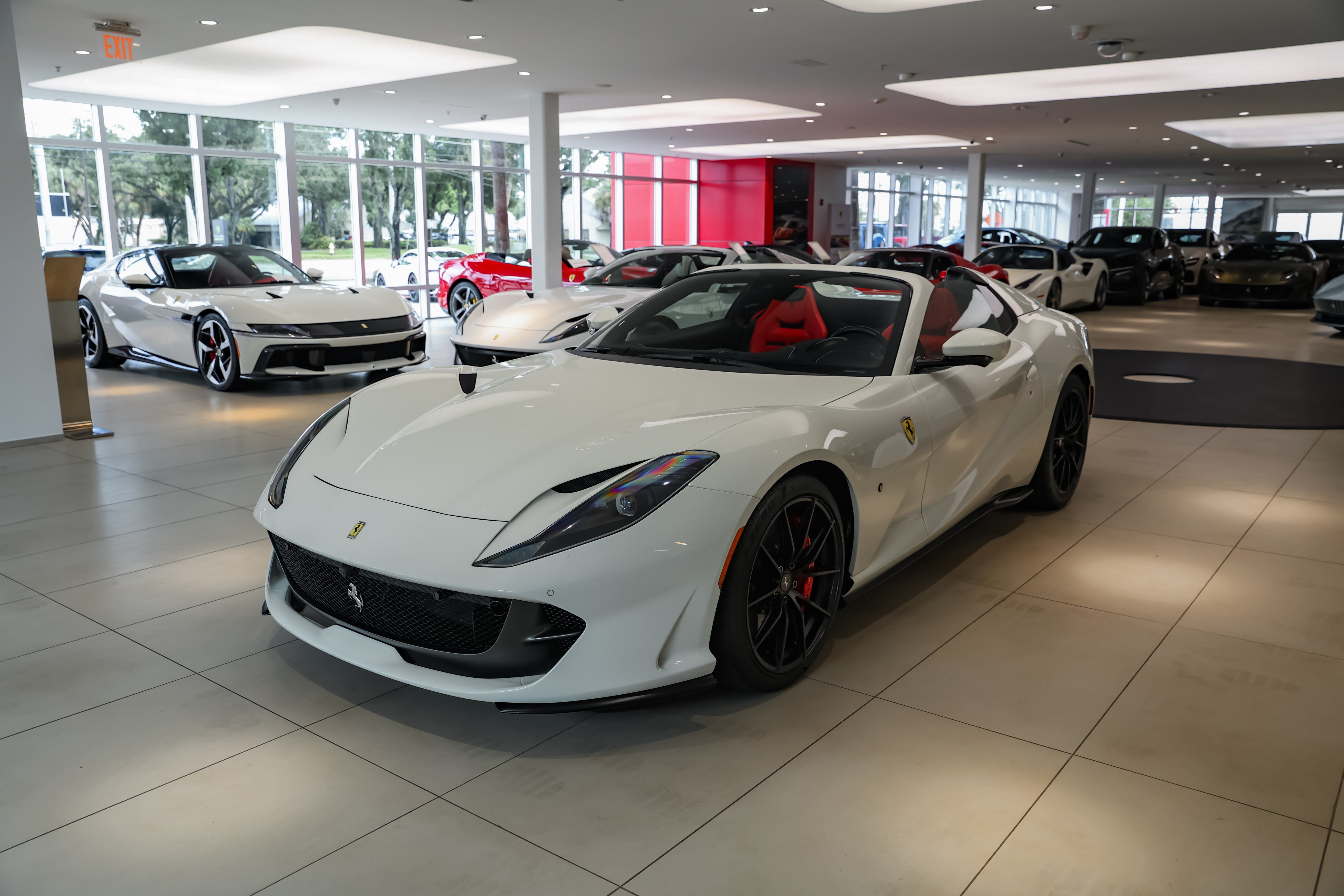 Used 2021 Ferrari 812 GTS RWD image 47