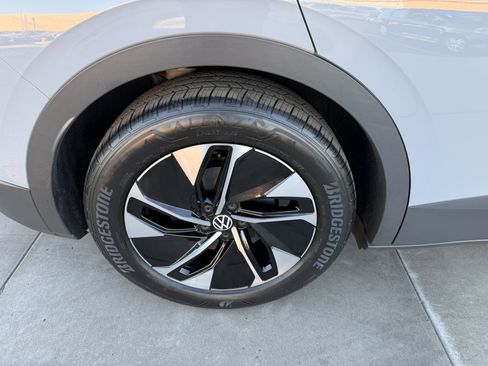 Used 2022 Volkswagen ID.4 Pro S image 15