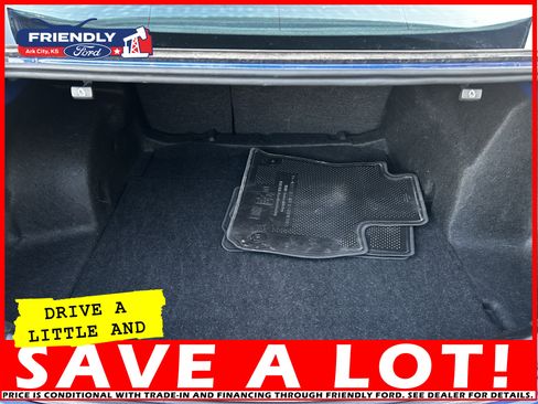 Used 2023 Chevrolet Malibu LT image 30