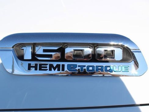 Used 2022 RAM 1500 Laramie image 9