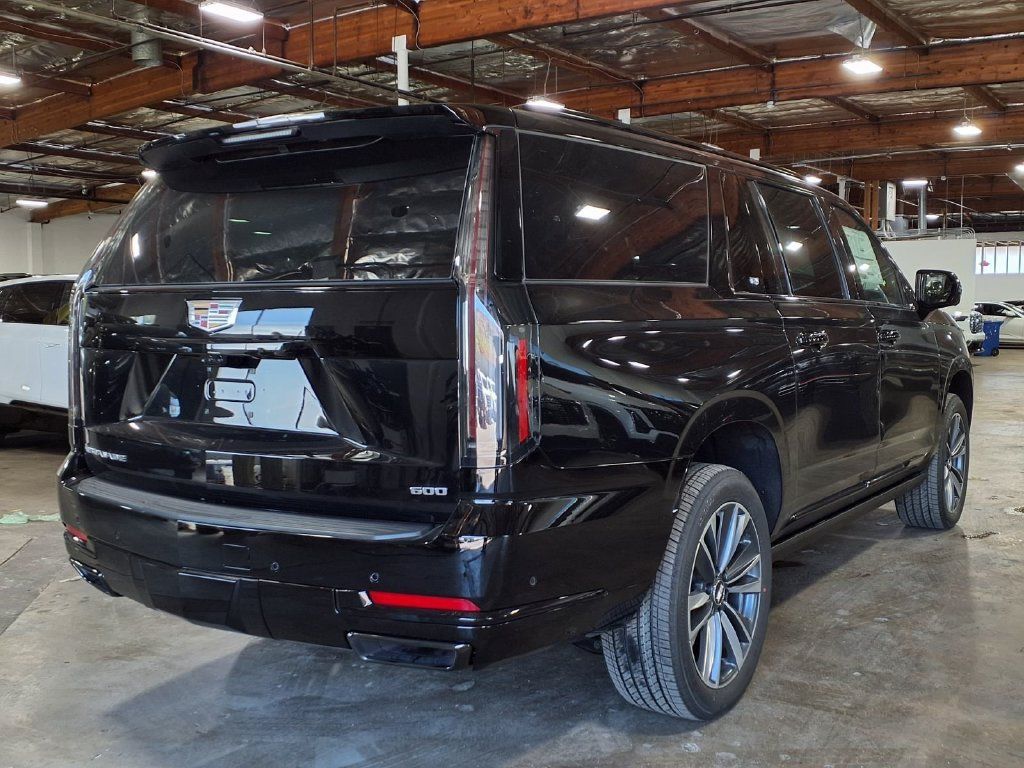 New 2026 Cadillac Escalade ESV Sport AWD/4WD image 7