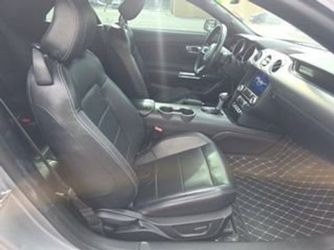 Used 2022 Ford Mustang Premium RWD image 11