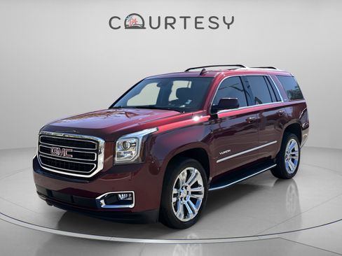 Used 2017 GMC Yukon SLT w/ Premium Edition image 1