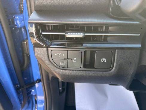 New 2026 Kia Sportage EX w/ EX Panorama Roof Package image 25