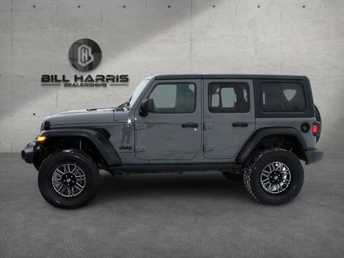 Used 2022 Jeep Wrangler Unlimited Sport AWD/4WD image 10