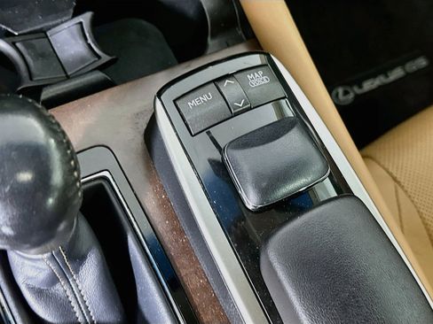 Used 2014 Lexus GS 350 w/ Premium Package RWD image 25