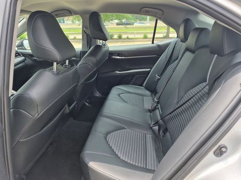 Used 2024 Toyota Camry SE FWD image 18