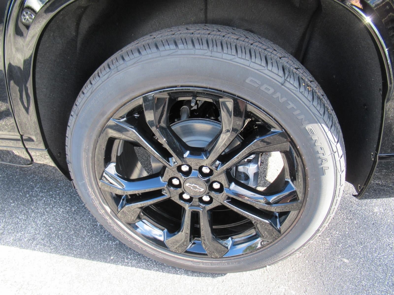 New 2027 Chevrolet Traverse RS FWD image 8