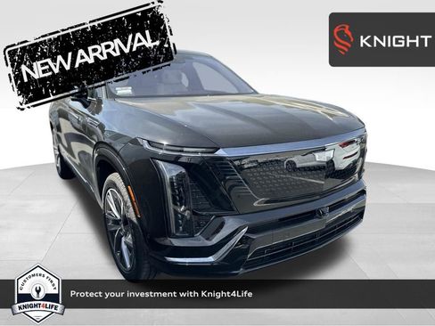 Used 2026 Cadillac Vistiq Sport image 1