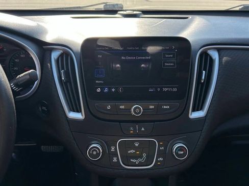 Used 2020 Chevrolet Malibu LS image 12