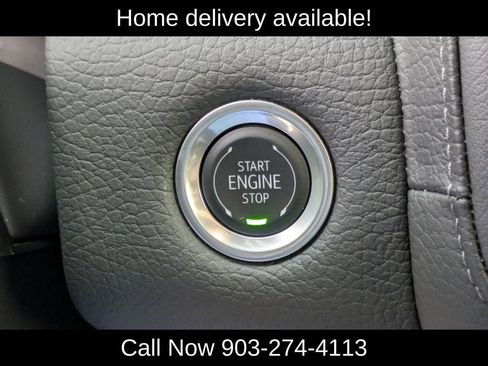 Used 2024 GMC Yukon Denali image 17