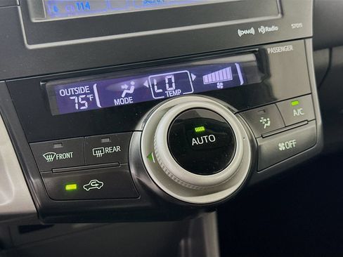 Used 2013 Toyota Prius V Three FWD image 25