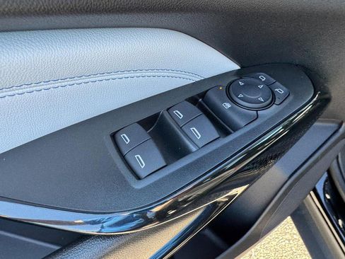 New 2026 Chevrolet Trax LT w/ Driver Confidence Package image 11