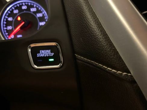 Used 2019 GMC Acadia SLT w/ Black Edition AWD/4WD image 14