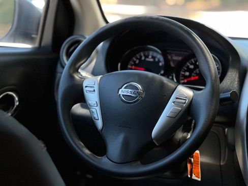 Used 2019 Nissan Versa SV FWD image 30