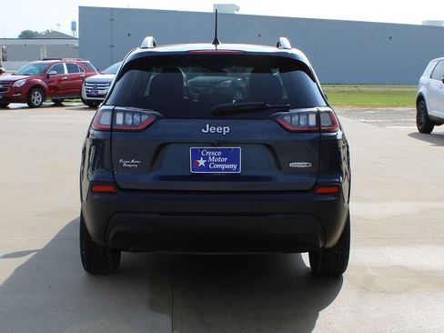 Used 2020 Jeep Cherokee Latitude Plus w/ Travel & Safety Group image 6