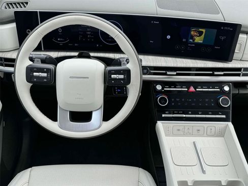 New 2025 Hyundai Santa Fe Calligraphy AWD/4WD image 36