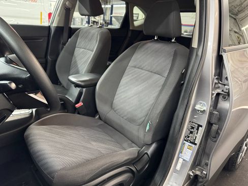 Used 2021 Kia Seltos LX AWD/4WD image 24