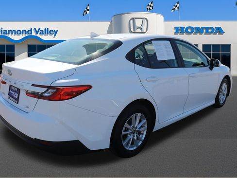 Used 2025 Toyota Camry LE image 6