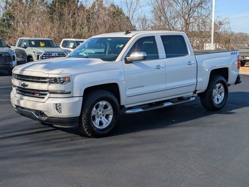 Used 2018 Chevrolet Silverado 1500 LTZ Z71 w/ LTZ Plus Package image 8