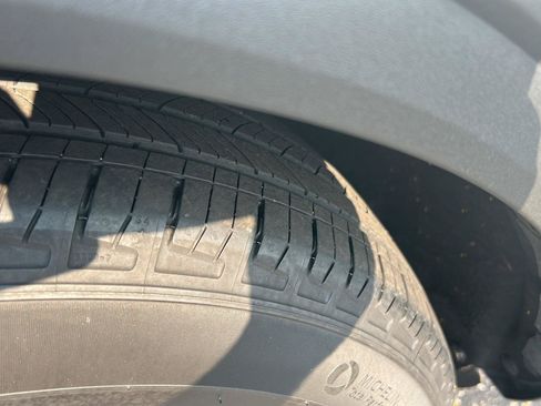 Used 2024 Ford Escape Active w/ Tech Pack #2 FWD image 6