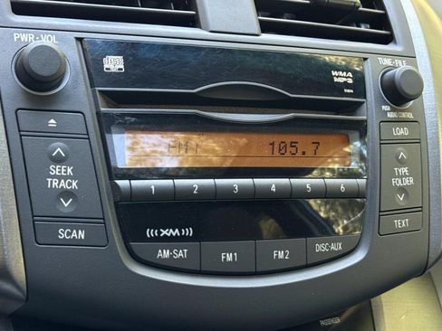 Used 2011 Toyota RAV4 4WD w/ Upgrade Value Pkg image 23