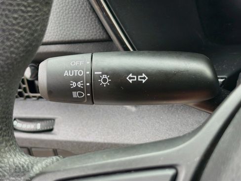 Used 2023 Honda CR-V EX image 18