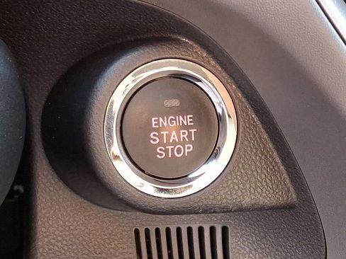 Certified 2024 Subaru Crosstrek 2.0i Premium image 23