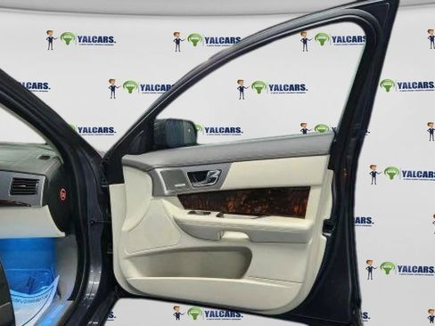 Used 2011 Jaguar XF Portfolio image 14