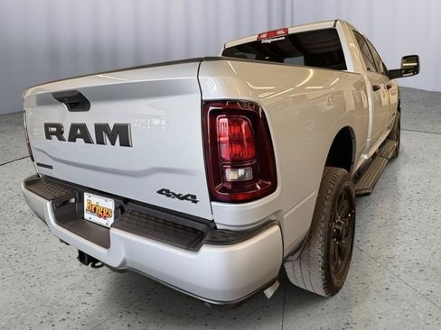 Used 2026 RAM 2500 Big Horn AWD/4WD image 5